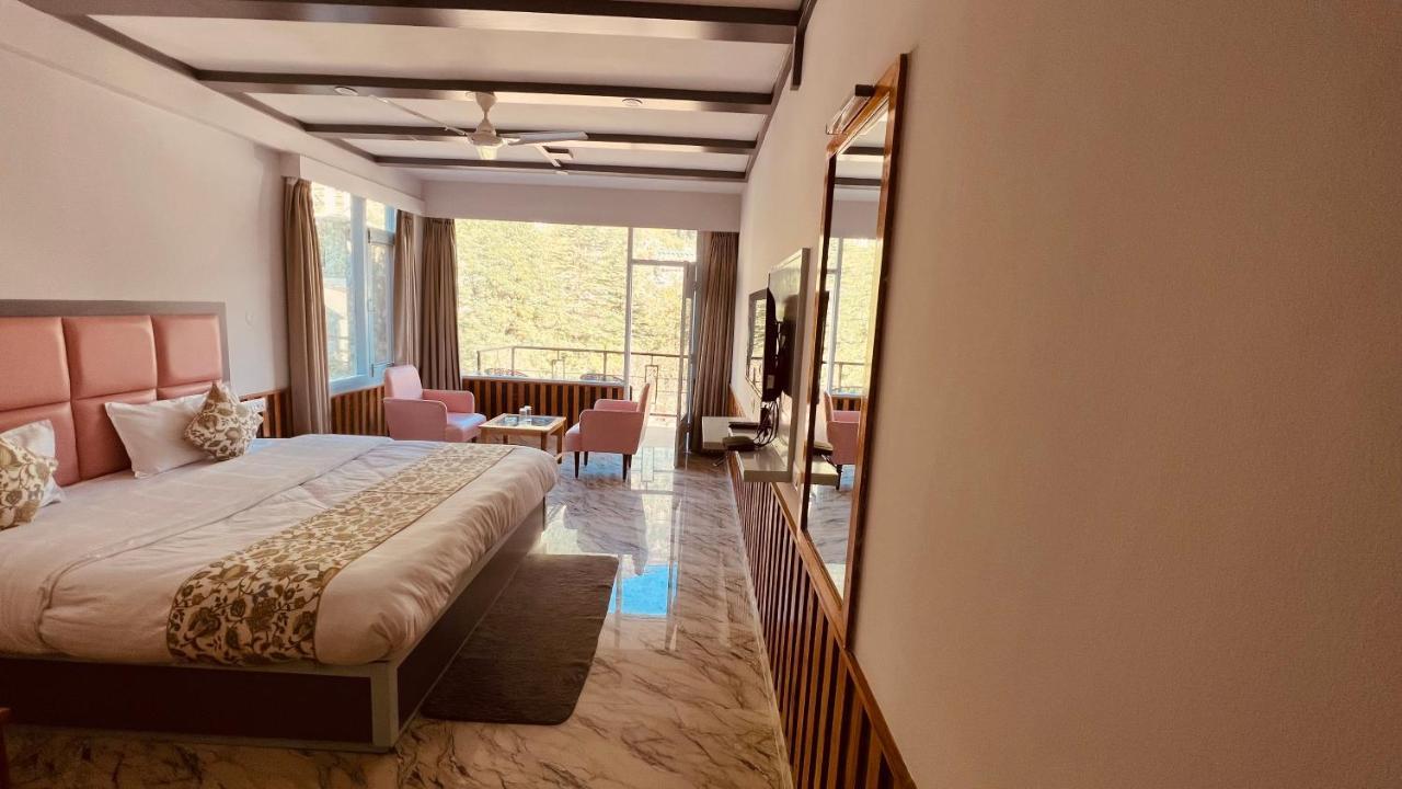 Hotel Apple Flower Manāli エクステリア 写真